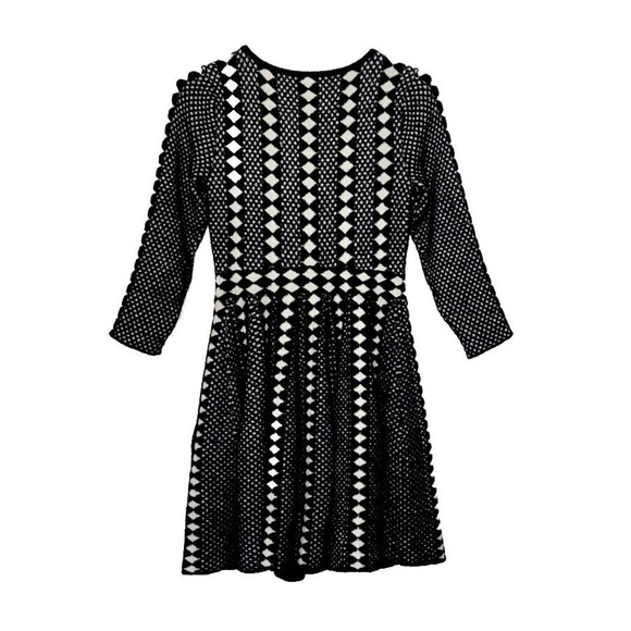 Topshop Geometric Print Thick Knit Dress Size 6 Black White Knee Length Flare - Picture 2 of 10